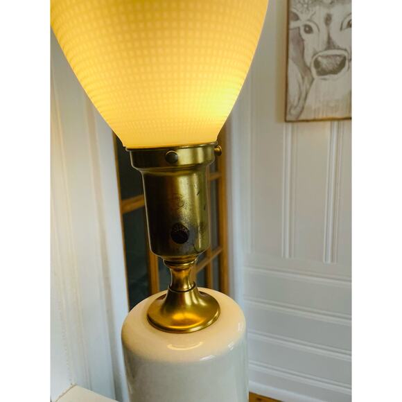 Vintage Porcelain Brass Table Lamp with Handpainted Roses Textured Sconce - Picture 5 of 5